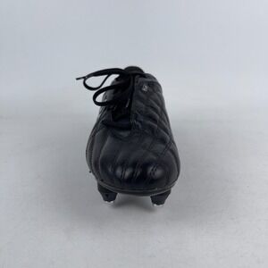 Under Armour Cleats Single Right Footed Womens‎ Size 7.5 Black Leather Lace Up
